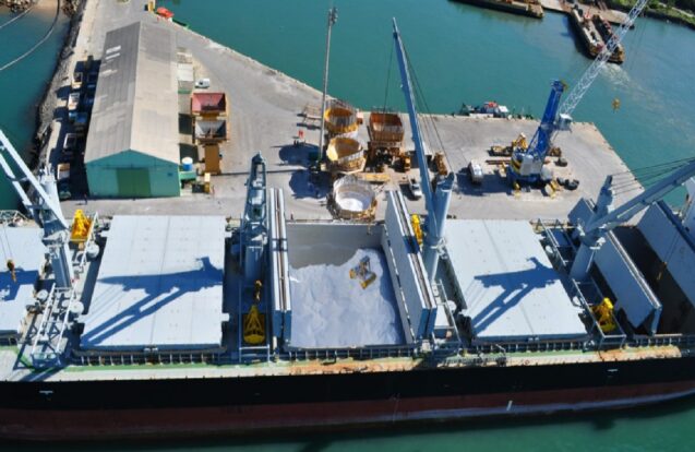 Porto de São Sebastião oferece desconto de 35% para atrair novas cargas