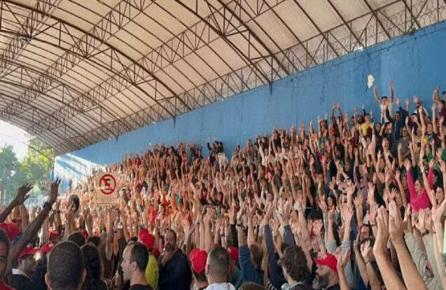 Servidores encerram greve e retomam atendimento em Taubaté