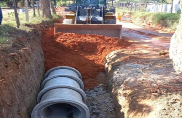 Taubaté avança com obras para melhorar estrada rural do Barreiro