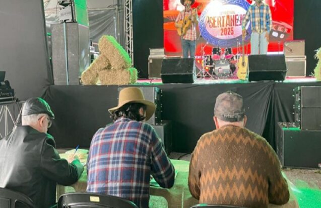 Festival Sertanejo reúne artistas de 10 cidades na ExpoPinda neste domingo