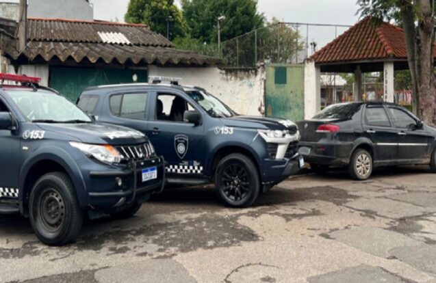 Guarda Civil recupera carro furtado e prende suspeito em Taubaté