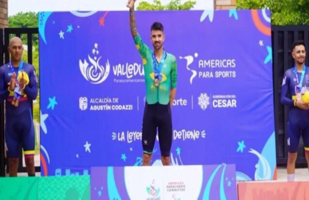 Lauro Chaman conquista dois ouros e leva o nome de Pindamonhangaba ao pódio internacional