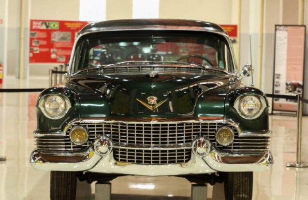 Caçapava recebe festival de carros antigos com música e atrações culturais