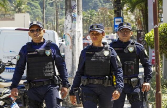 Motorista é preso por suspeita de embriaguez após colisão em São Sebastião