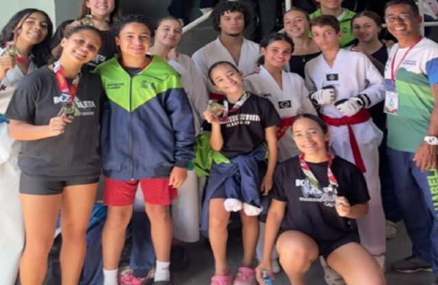 Taekwondo de Ilhabela sobe ao pódio 11 vezes em competição estadual
