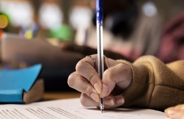 Caçapava abre concurso público com 51 vagas na Educação