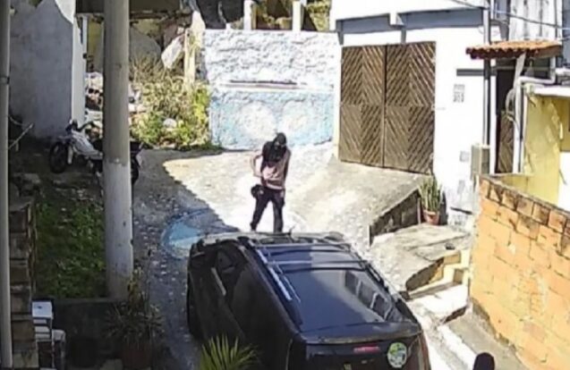 São Sebastião GCM prende homem e apreende adolescente por tráfico