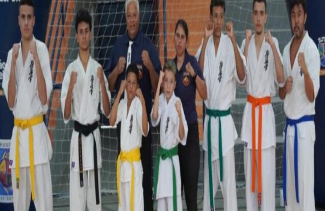 Caraguatatuba conquista sete medalhas em campeonato de karatê no Litoral Norte