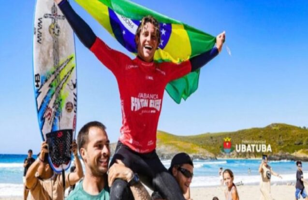 Surfista de Ubatuba, Ryan Kainalo garante vaga na elite mundial de 2027